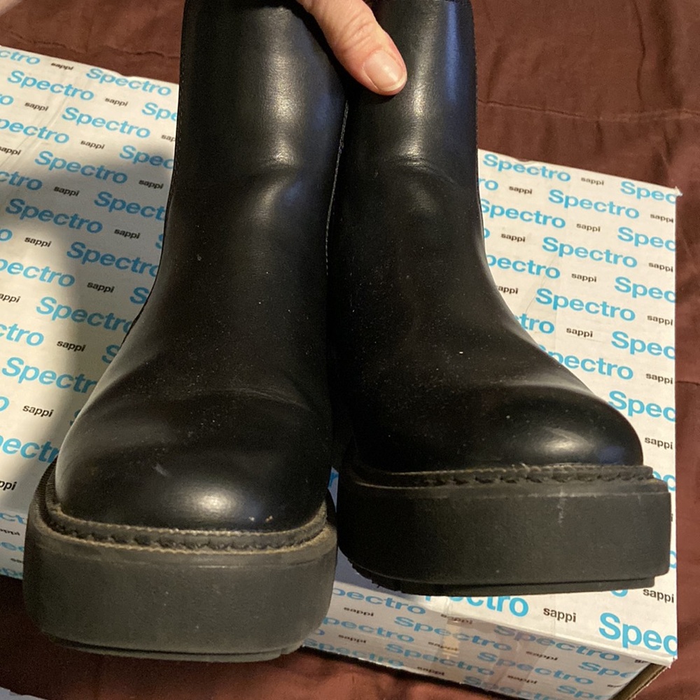 Black Booties. Euc - image 8